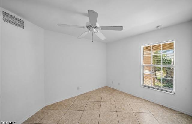 1317 NE 1st Place Gallery 2