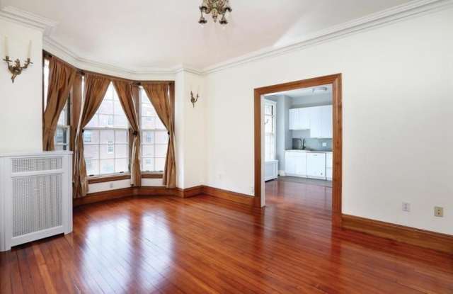 1514 Beacon St. Gallery 1