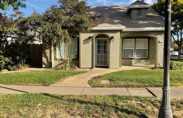 Chico 3-bed-2 bath Home turn key Gallery 1