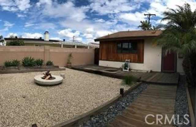 10312 Lorinda Avenue Gallery 2
