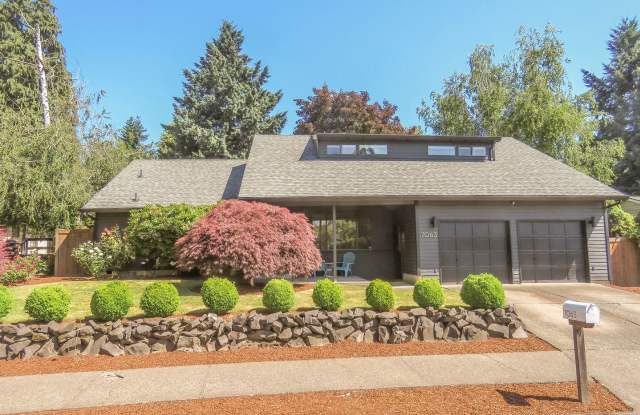 Coming Soon !!! 4 Bedroom Tualatin Home Available - Inquire today !!! photos photos