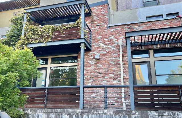 Stylish and modern loft-like 2 bedroom 2.5 bath condo in an urban oasis! photos photos