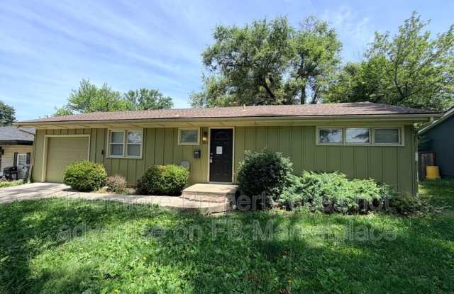 1112 E Elm St photos photos