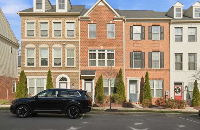 Stunning 3BR Townhome with Roof Deck in Reserves at Dakota Crossing! - 3702 Jamison Street Northeast, Washington, DC 20018