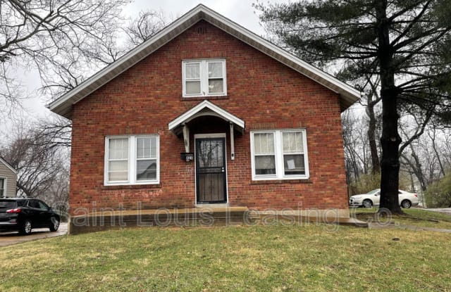 424 Abston Ave - 424 Abston Street, Ferguson, MO 63135