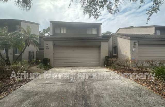 1532 N Carolwood Blvd photos photos