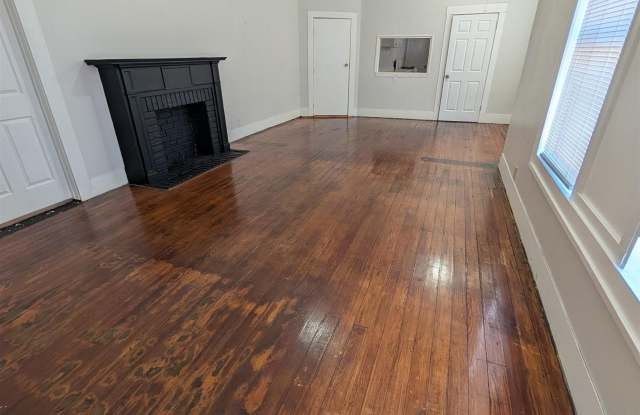 1106 TAYLOR STREET Gallery 3