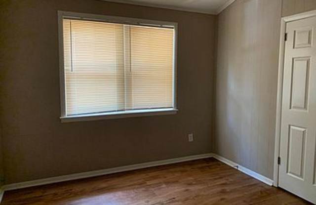 2298 Theda Ave Gallery 4