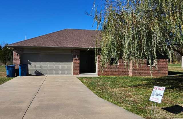 Beautiful house in the Fall Creek Subdivision! Carl Junction! photos photos