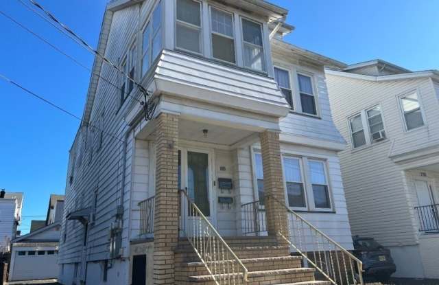 202 N 17Th St photos photos