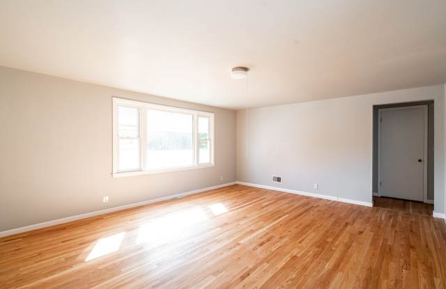7718 West Villard Avenue - 2 Gallery 3