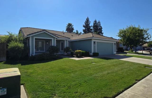 574 Lawrence Court Gallery 2