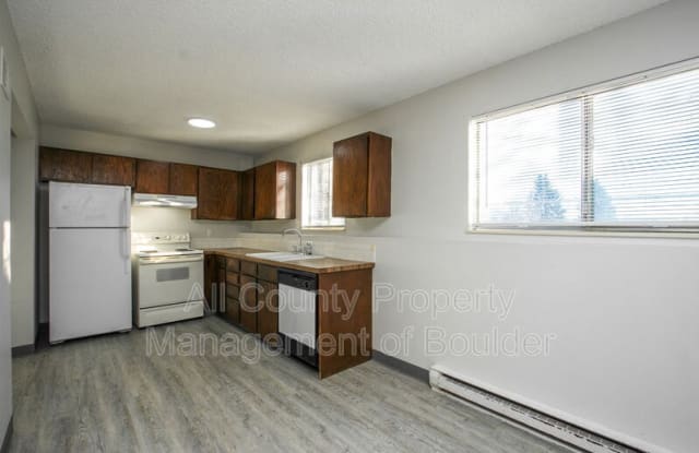 2024 Lincoln St - 2024 Lincoln Street, Longmont, CO 80501