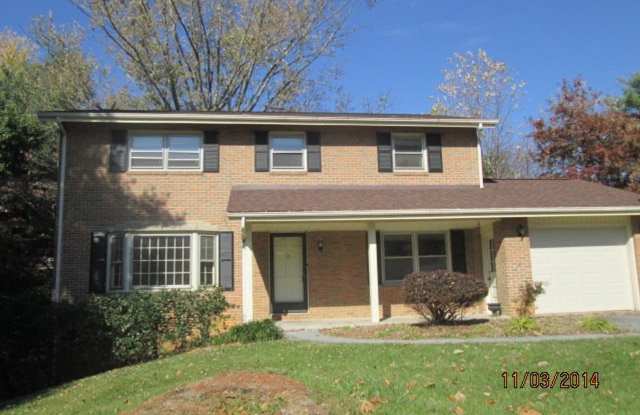 4 Bedroom 2.5 Bath House 1 Car Garage photos photos