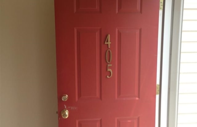 405 Meadowbrook Lane Gallery 2