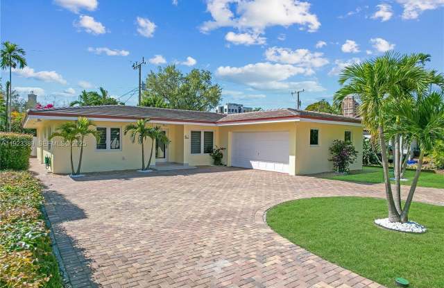 414 Giralda Ave - 414 Giralda Avenue, Coral Gables, FL 33134