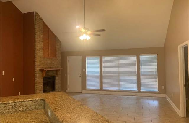 133 GOLDENWOOD Drive Gallery 4