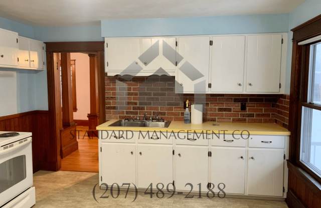 Charming Waterville Home with 3 Bedrooms and 2 Baths photos photos Charming Waterville Home with 3 Bedrooms and 2 Baths photos photos