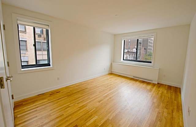 103 W 15th St Gallery 3