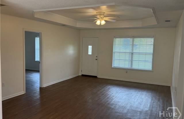 204 Frontage Road Gallery 4
