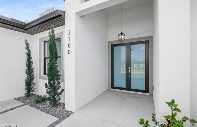 2100 NW 21st Street Gallery 4