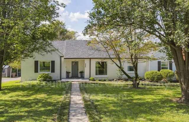 206 Blue Hills Dr photos photos