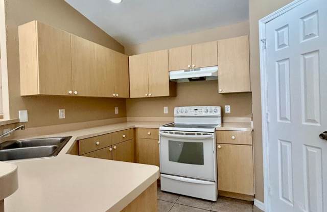 Lehigh Acres Duplex Rental 3BR/2Bath | Tile Floors Throughout + Lawn Care Included photos photos