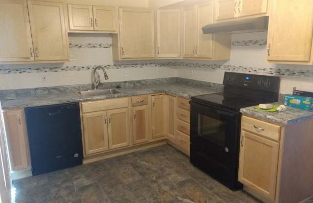 Updated 2 Bed 1 Bath Townhouse close to downtown Louisville photos photos Updated 2 Bed 1 Bath Townhouse close to downtown Louisville photos photos