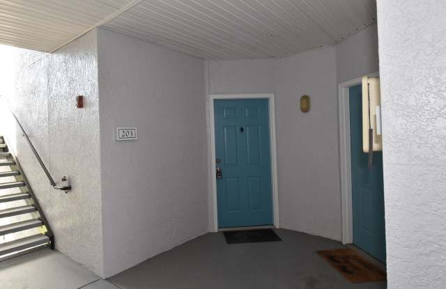 Allegro Palms Condo Gallery 3