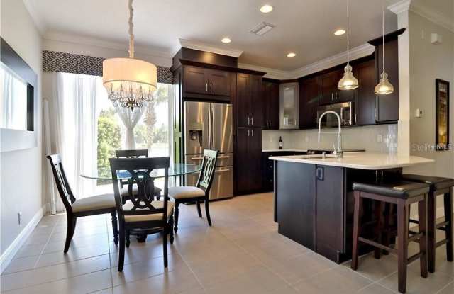 10217 DOLCE VISTA DRIVE NE Gallery 2