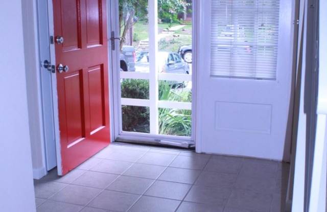 2115 Seminary Road Gallery 2
