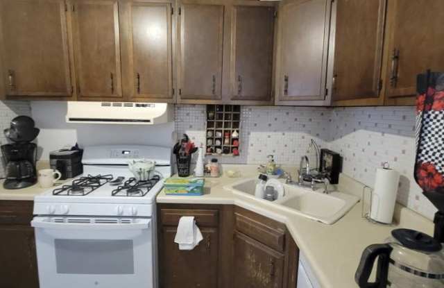 3701 North Hoyne Ave. photos photos