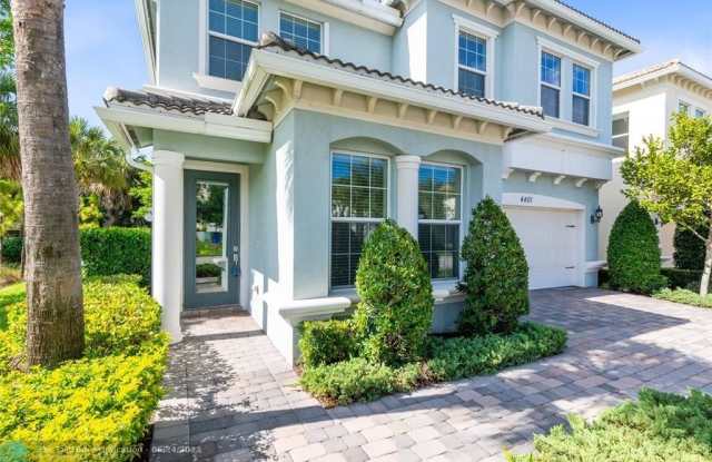 4401 Large Leaf Ln photos photos