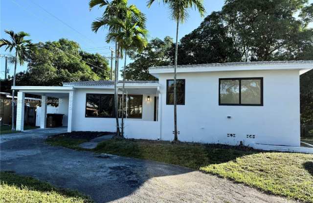 12615 N Miami Ave photos photos