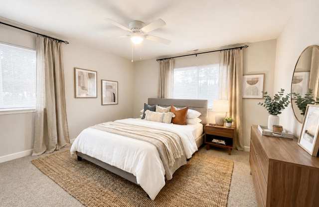 Heritage Village Apartments Gallery 3