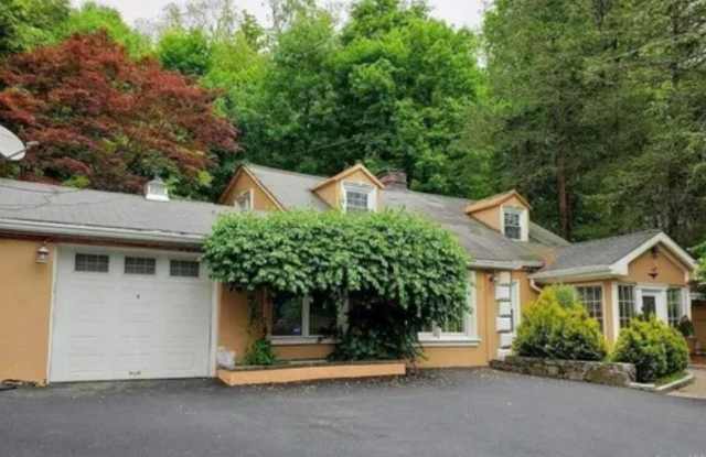 445 West Hartsdale Avenue photos photos
