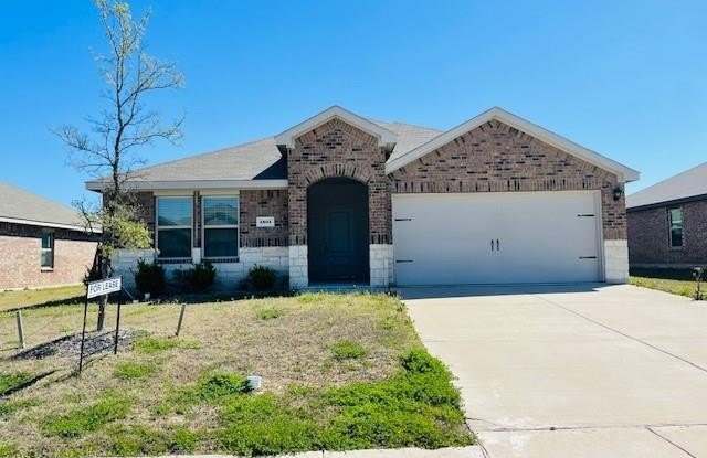 1501 Bridle Drive photos photos
