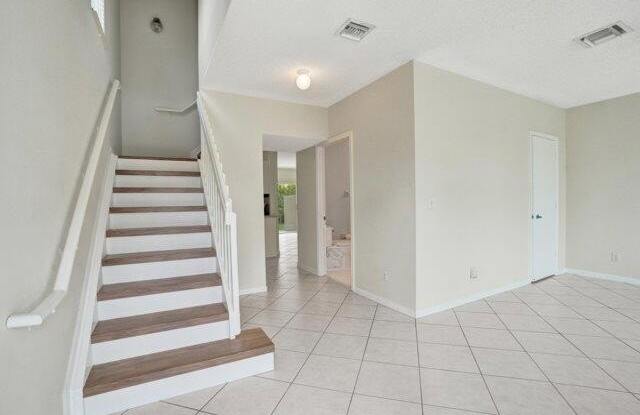 10581 NW 57TH Court Gallery 4