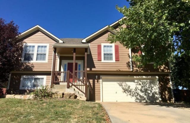 8564 Primrose Street - 8564 Primrose St, De Soto, KS 66018