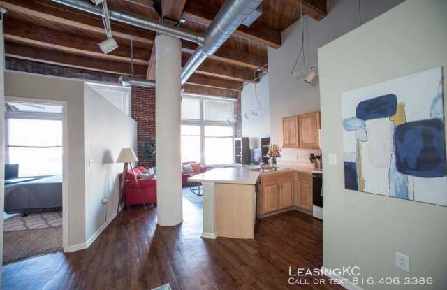 204 West 5th Street Gallery 3