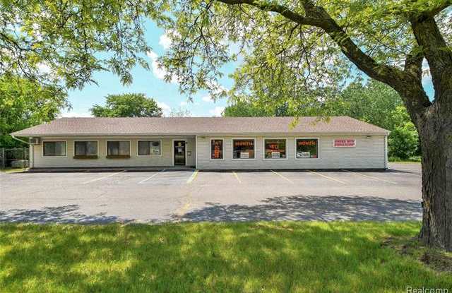 1660 S Ortonville Road - 1660 South Ortonville Road, Oakland County, MI 48462