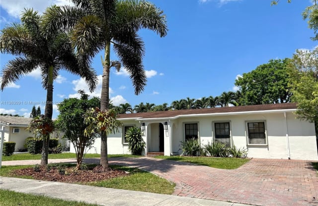 7500 SW 133rd Ave - 7500 Southwest 133rd Avenue, Kendale Lakes, FL 33183 7500 SW 133rd Ave - 7500 Southwest 133rd Avenue, Kendale Lakes, FL 33183