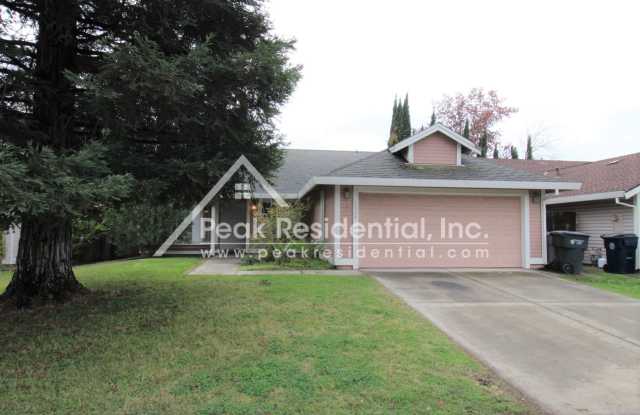 Nice 3bd/2ba House with 2 Car Garage near Bell & Rio Linda Blvd photos photos