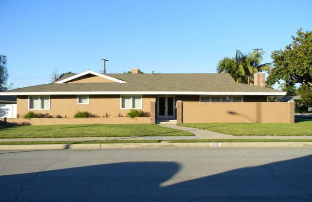 1235 E Madison Ave - 1235 East Madison Avenue, Orange, CA 92867