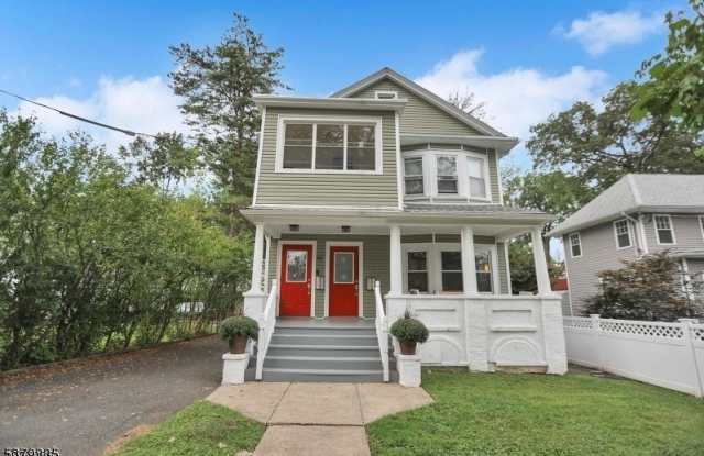 20 Howe Ave photos photos