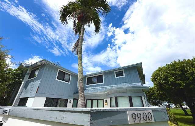 9900 NW 52nd Ter Gallery 4