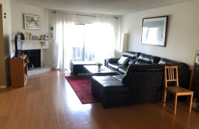15030 victory blvd 201 - 15030 Victory Boulevard, Los Angeles, CA 91411