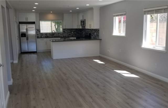 7648 Royer Avenue Gallery 3