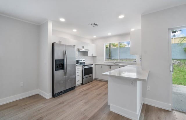 2350 Florida Boulevard - 2350 Florida Boulevard, Delray Beach, FL 33483