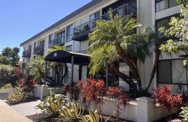 1351 N CRESCENT HEIGHTS Gallery 1
